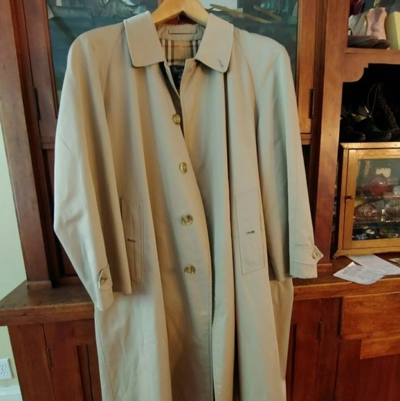 Mint Condition Burberry Mens Logo Print Trench